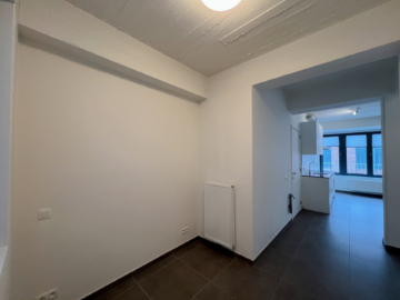 Db1e651900724fcda92744c1ea0c243d