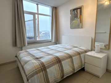 293c9b368646488a8798b6dddb9459a1