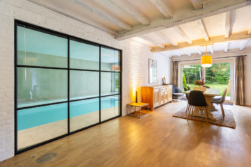 1943169f93624a3aad9a677f3d240157