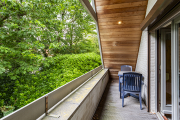 E58b42d24e8f4f42b8df4ba4879a2832